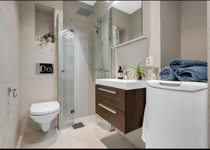 Alexander Kiellands Plass - City Center *
